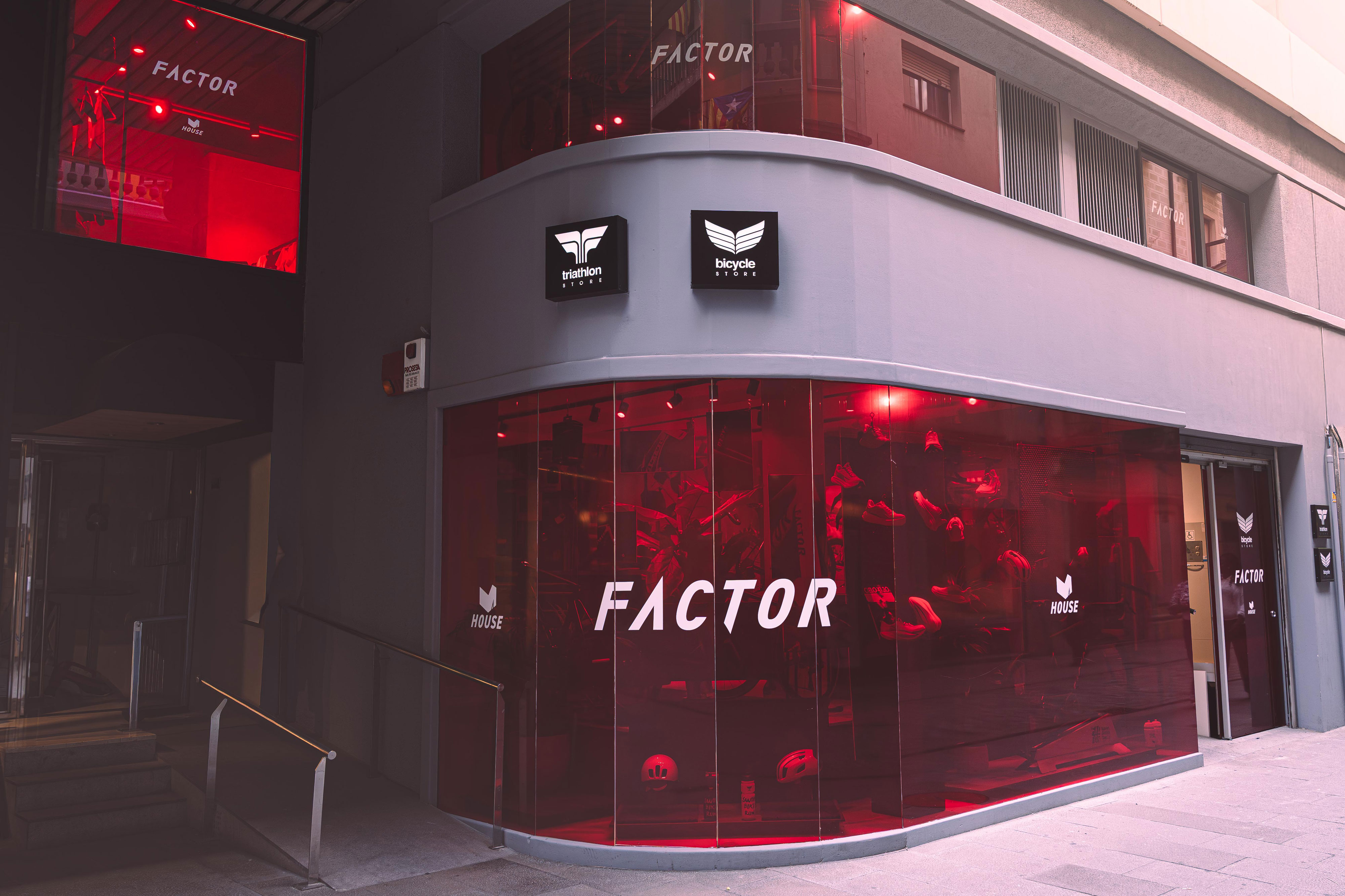 Factor House at Traithlon Store Girona