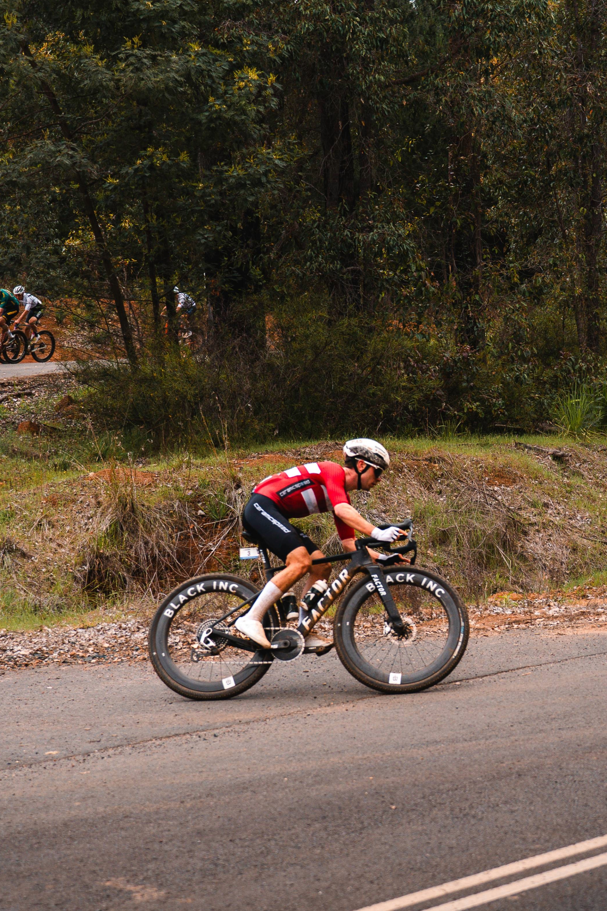 Magnus Bak riding the ELARA during UCI Gravel Worlds 2026