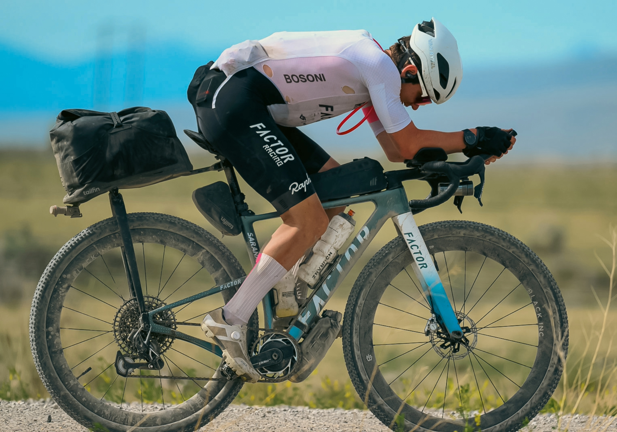 Victor Bosini riding the SARANA during the Tour Divide