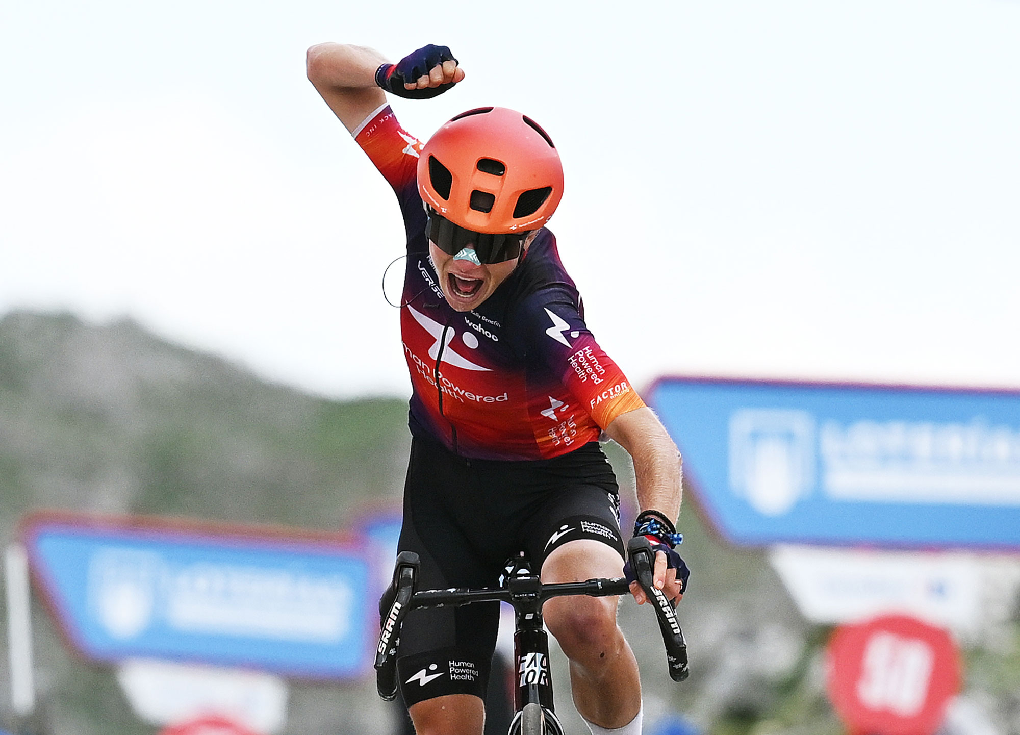 Petra Stiasny wins Angliru on an O2 VAM