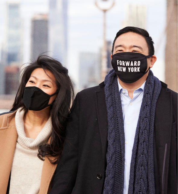 NYT photo of Andrew Yang & Evelyn Yang