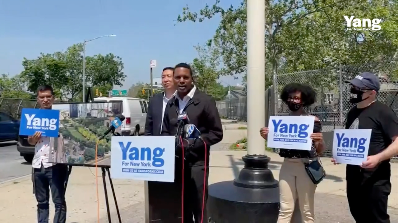 Andrew Yang & Rep. Ritchie Torres talk the Cross Bronx Expressway - Video Thumbnail