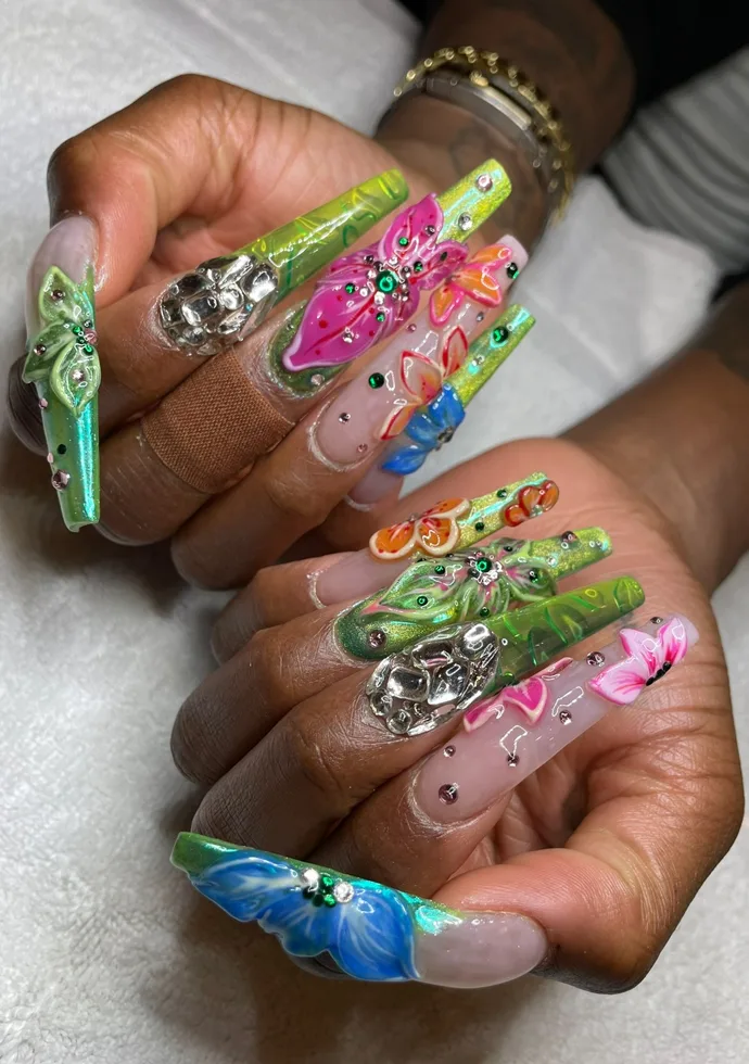  What advice would you give other nail artists who aspire to a career like yours? 