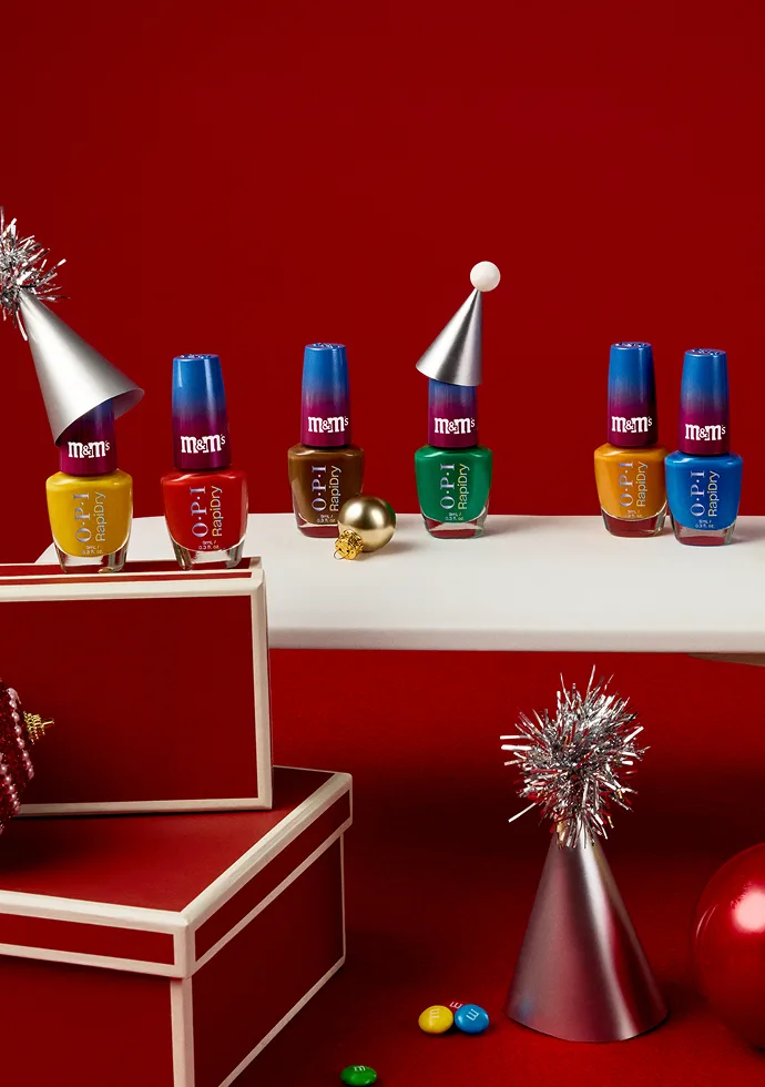 Quick-Dry Holiday Nail Polish with RapiDry