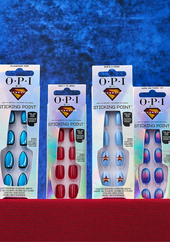 OPI x SUPERGIRL Powerful Press-ons OPI x SUPERGIRL Powerful Press-ons