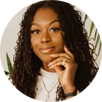 OPI Pro Spotlight: @whodidhernails