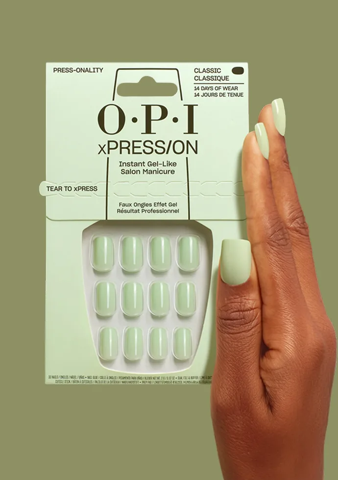 Press-onality: Fresh minty green press-on nails in a short square shape