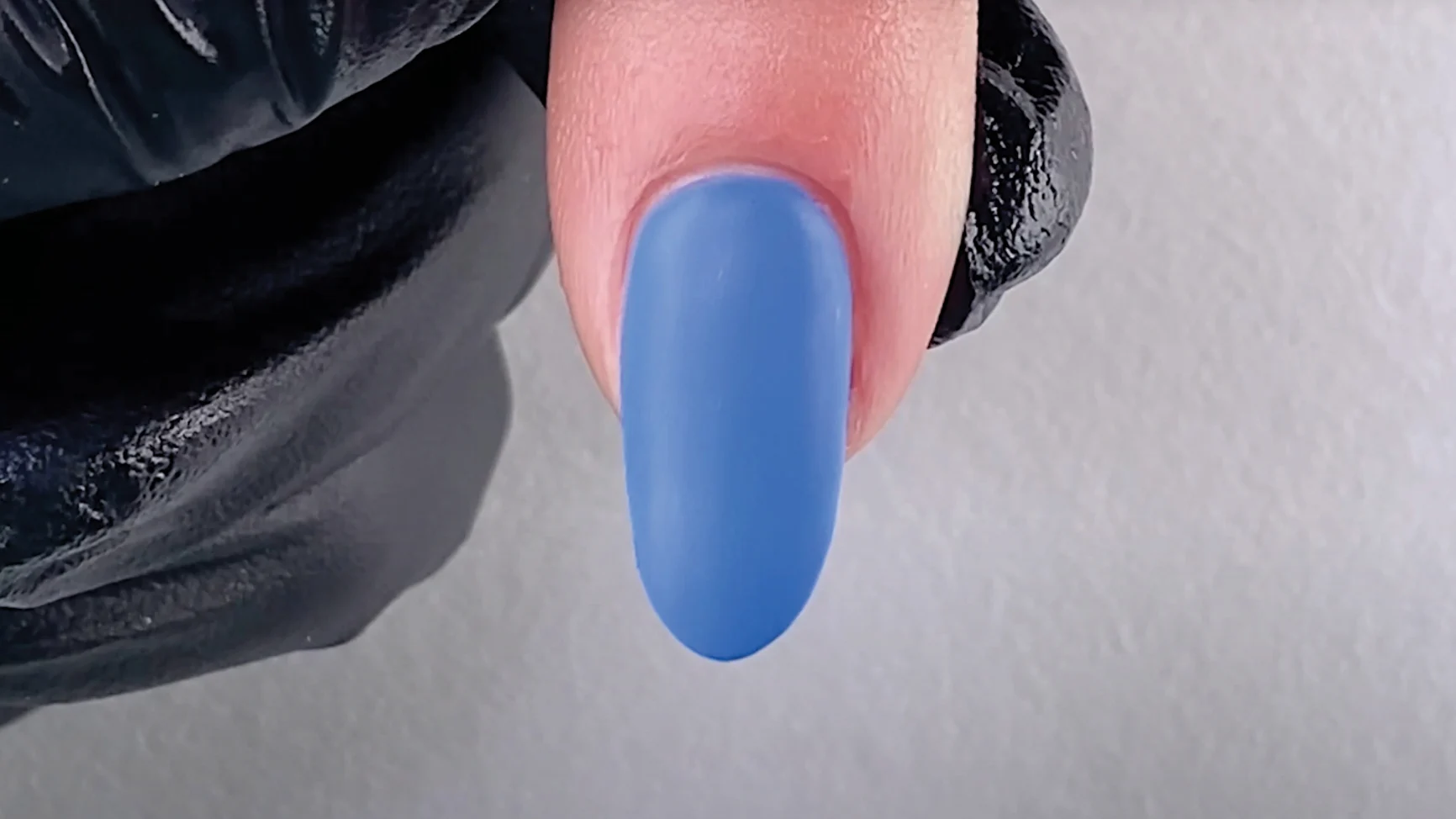 GelColor Stay Matte Application Video Thumbnail desktop 1732x974