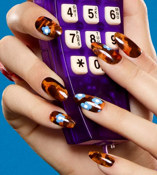 Chee-duh Print Fall Nail Art Look