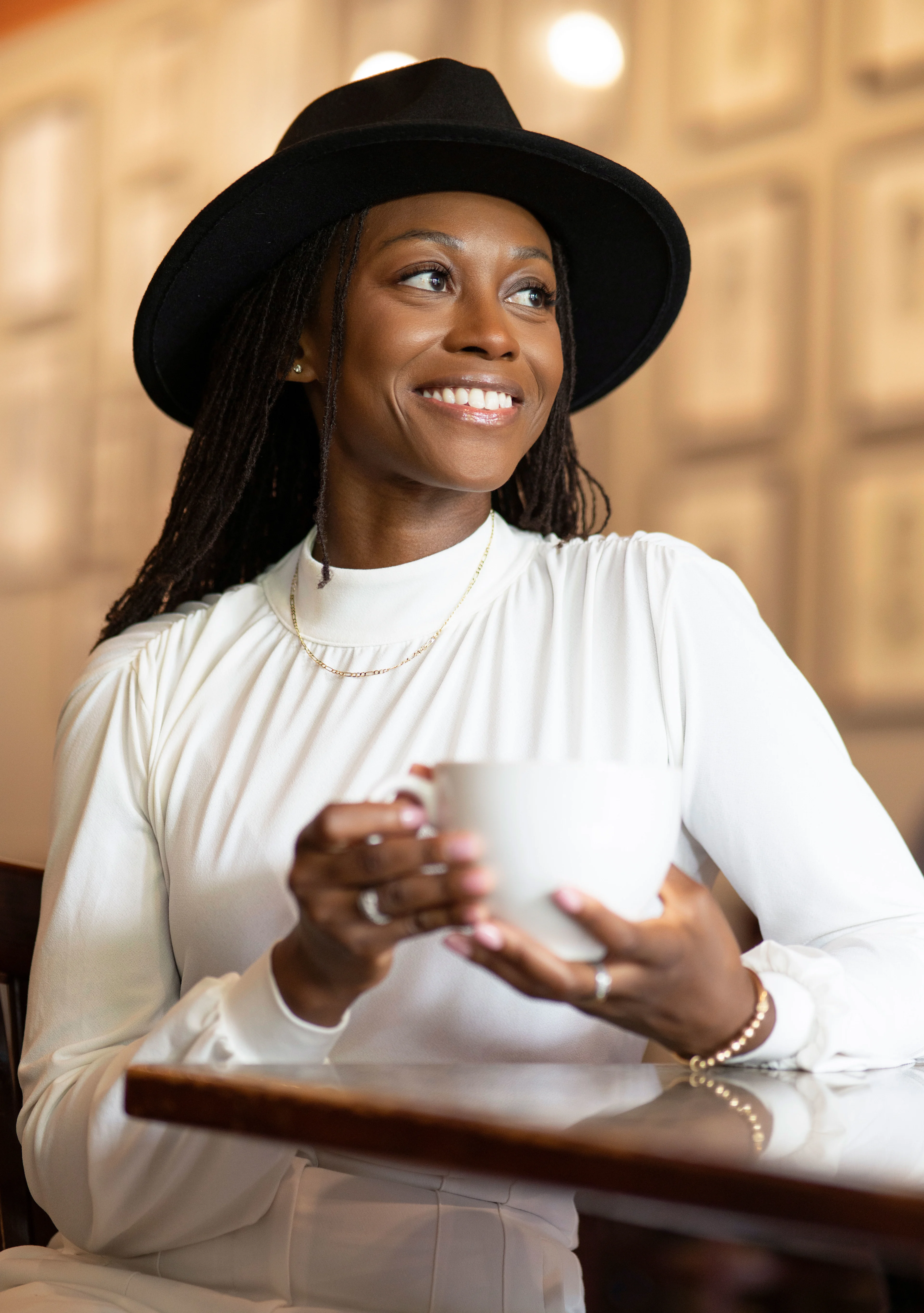 Meet Deviny @whodidhernails: nail artist, content creator, flight attendant, mom… just to name a few