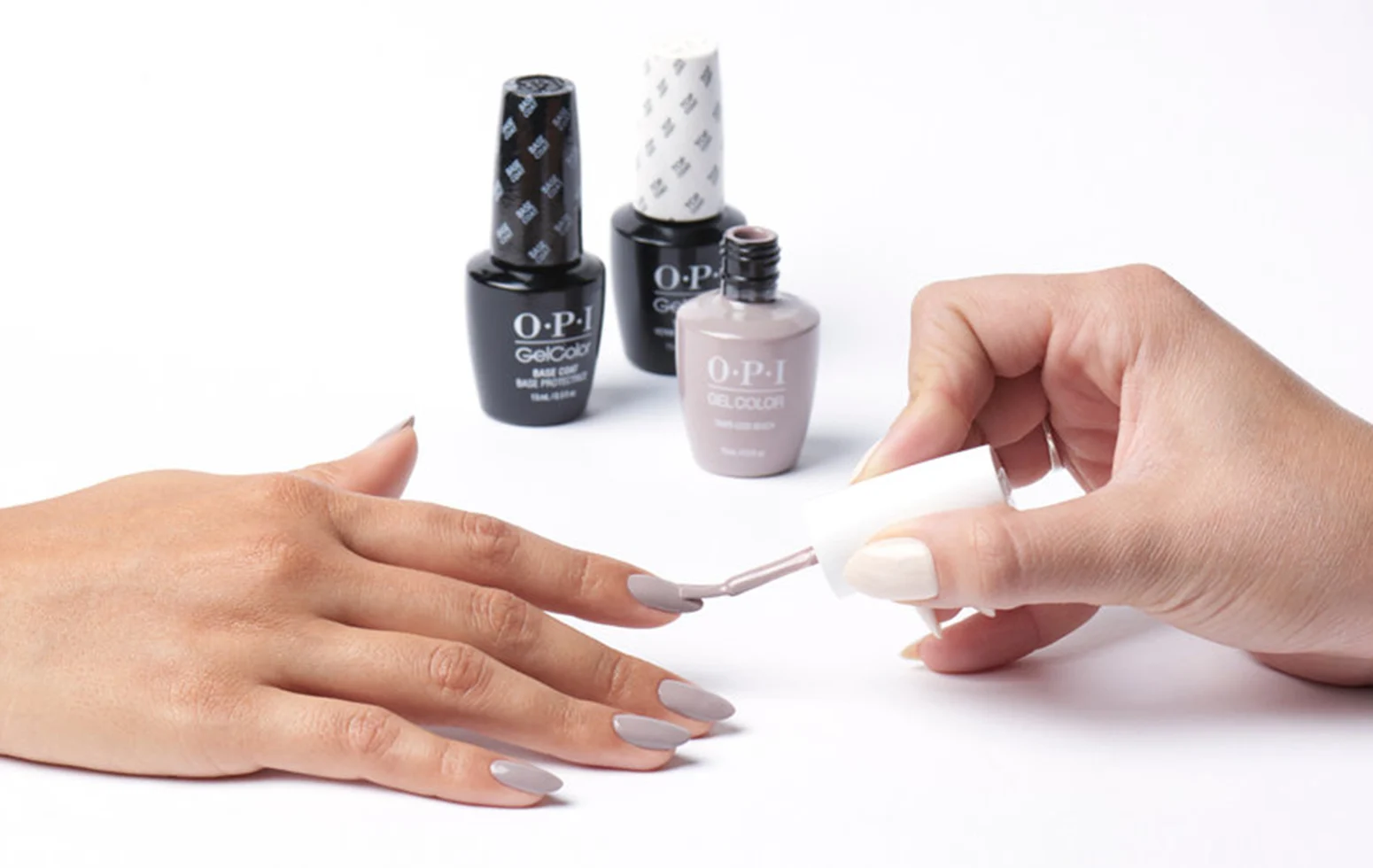 4 Things You Should Know Before You Schedule Your Next Gel Nail Polish Manicure