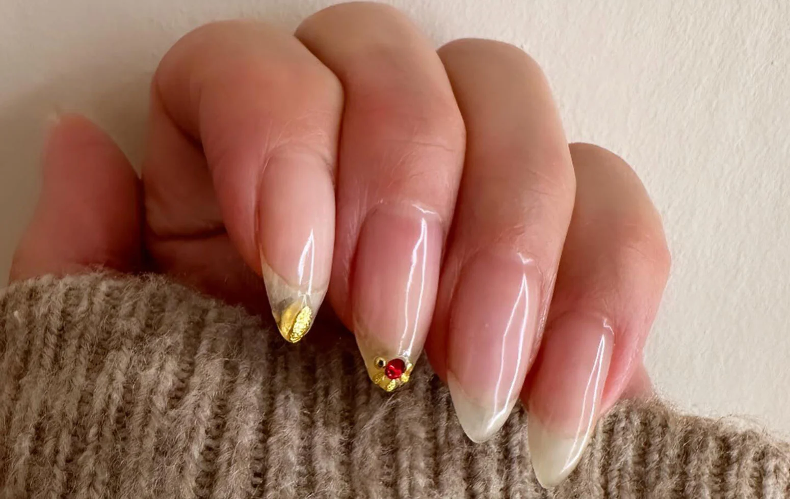 OPI August Pro Spotlight: @nailsbyemikudo OPI August Pro Spotlight: @nailsbyemikudo