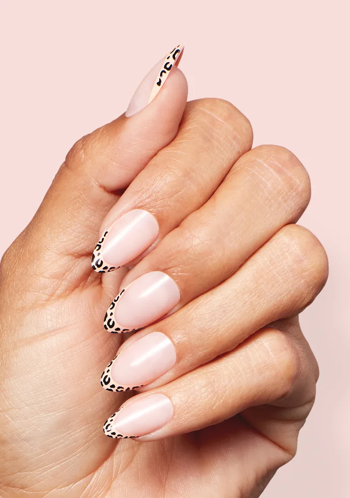 Animal Print Nails: Faux Purr