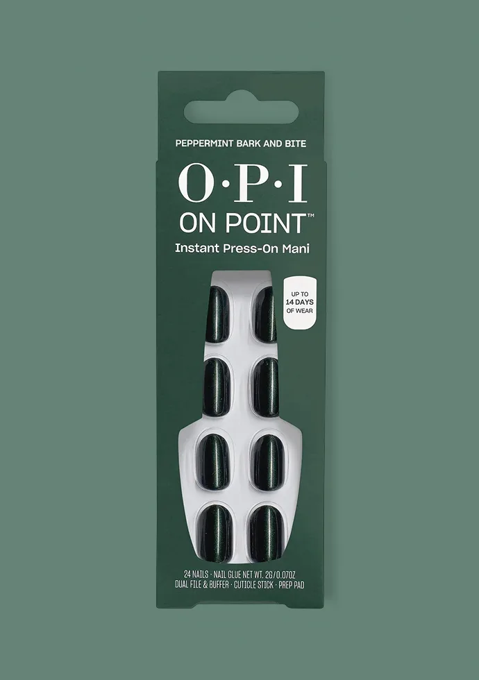 Forest Green Nail Polish: Peppermint Bark and Bite Forest Green Nail Polish: Peppermint Bark and Bite