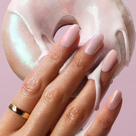 Two Ways to Glaze Your Nails
