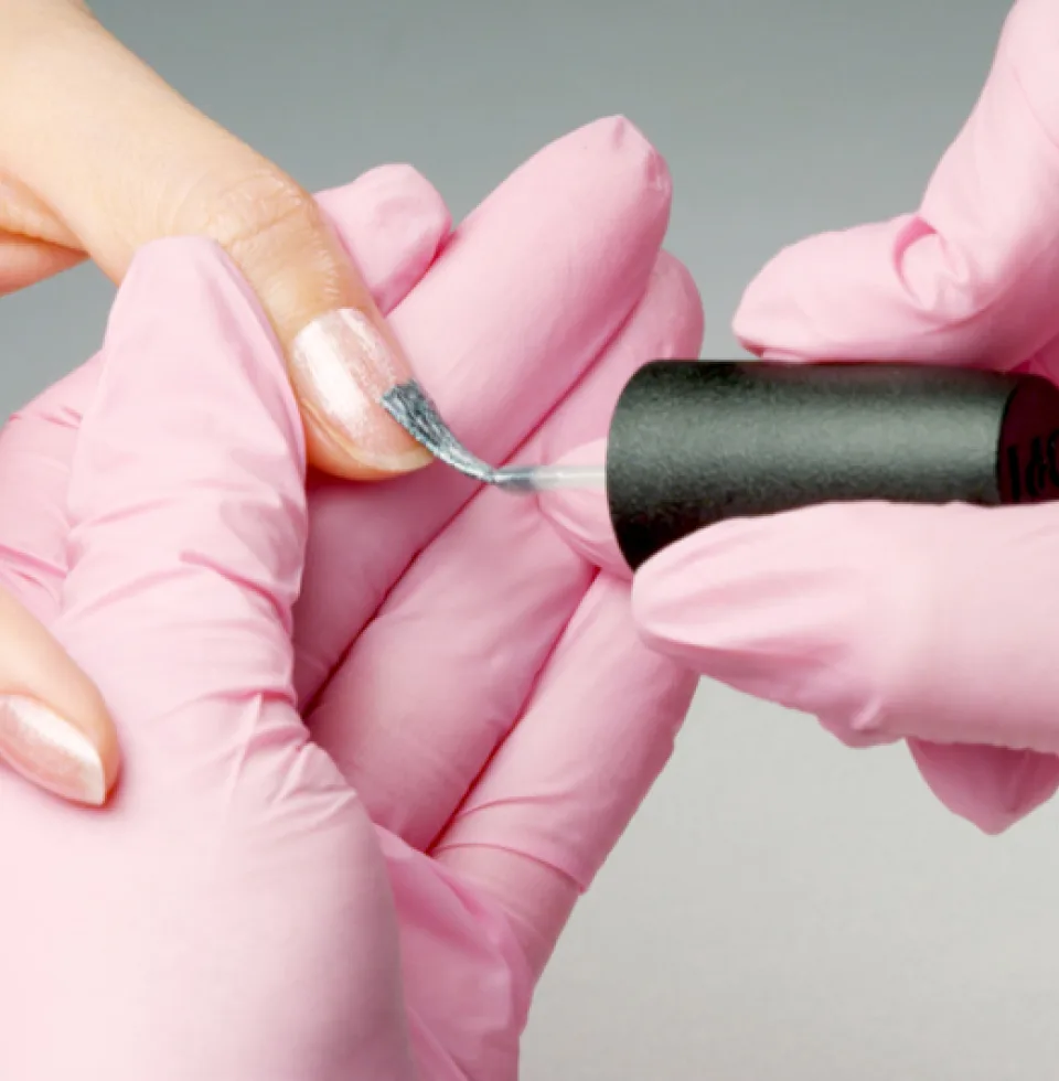 nail-lacquer-hero-desktop-left-960x980-1