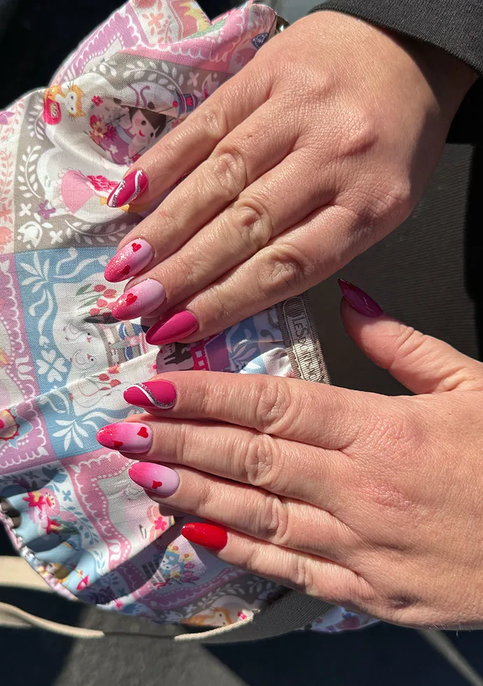 @lpwnailpro: When it comes to photo shoots, there’s often more room for artistic freedom