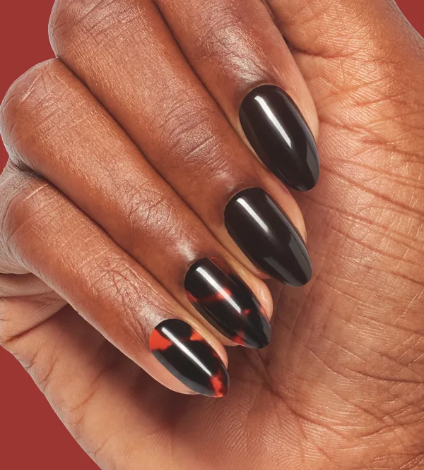 This Turtle Bytes Animal Print Nails: OPI xPRESS/ON - Glue-on Nails