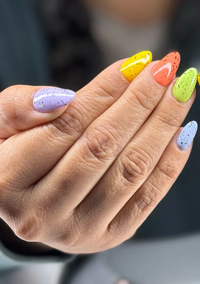 @lpwnailpro: My favorite nail shape has definitely become medium to long almond nails