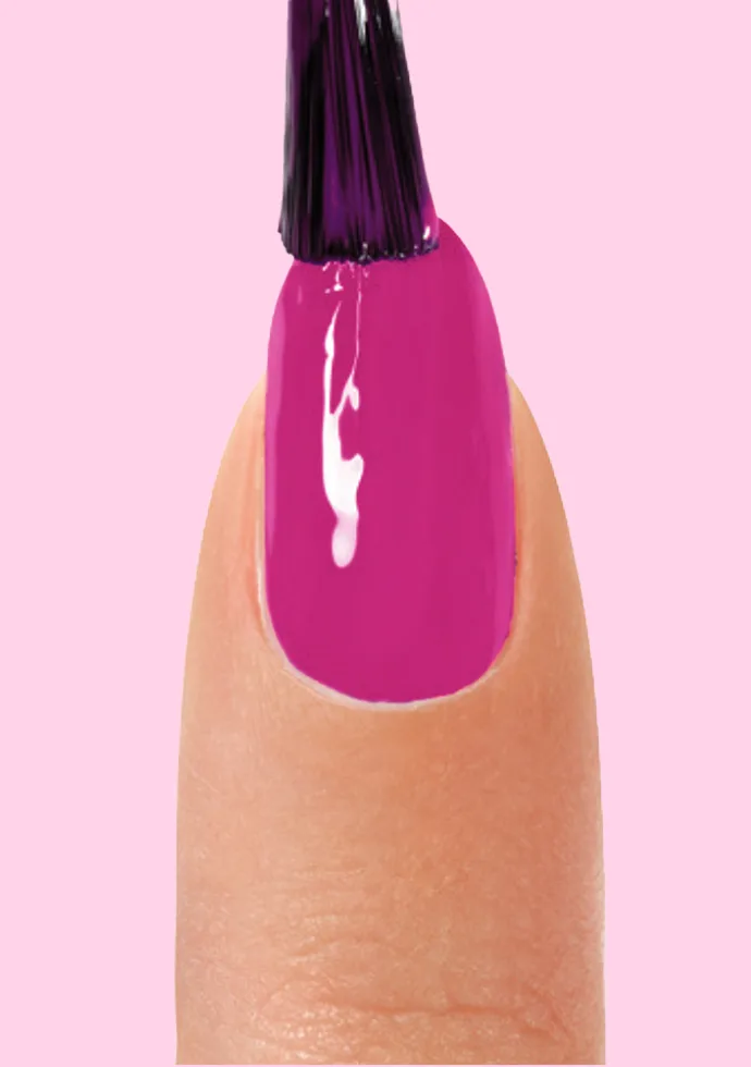 Step 4: How to Apply Quick-dry Nail Polish Step 4: How to Apply Quick-dry Nail Polish