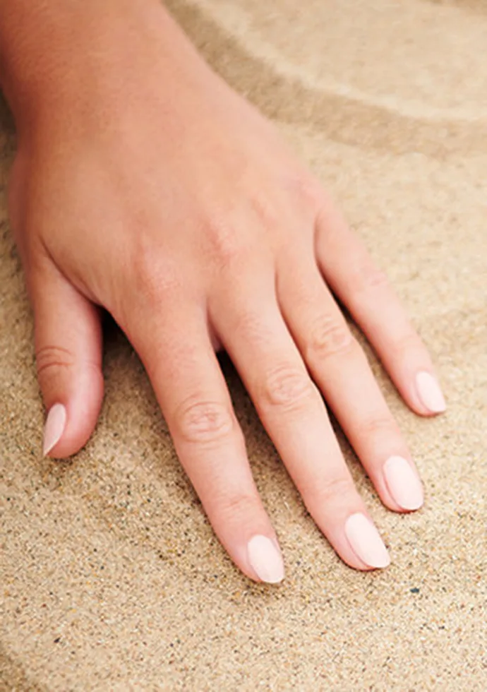 What Causes a Broken Nail?