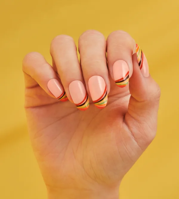 Stripe Right Linework Summer Nail Art Look