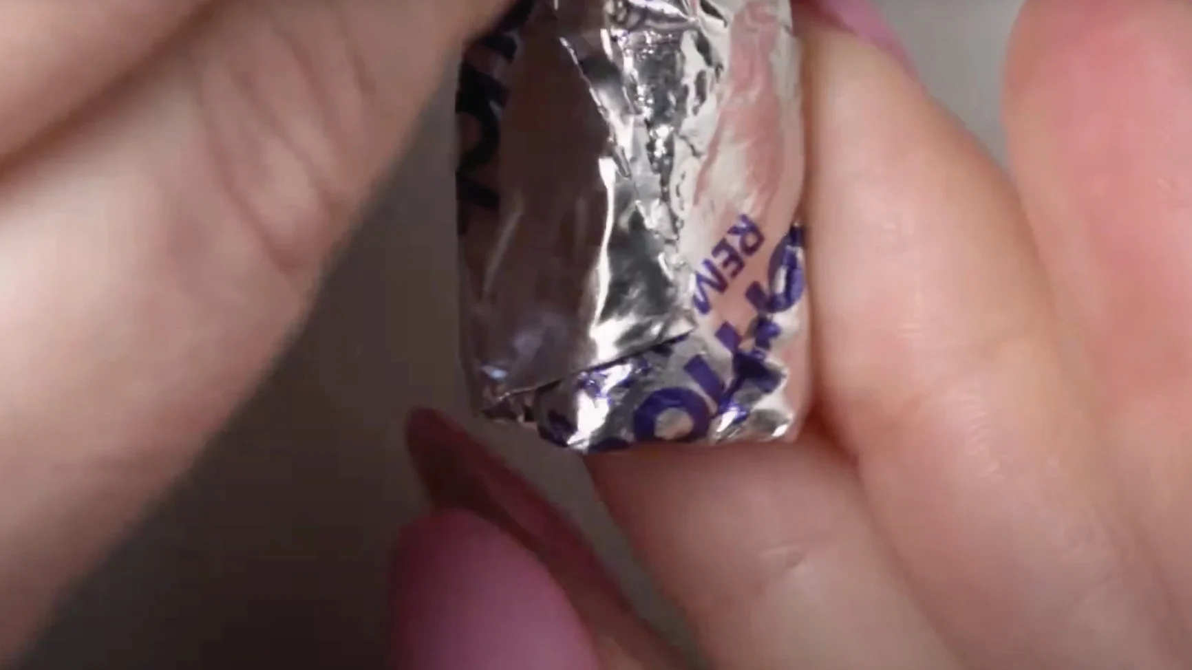 GelColorRemoval 1732x974 GelColorRemoval 1732x974