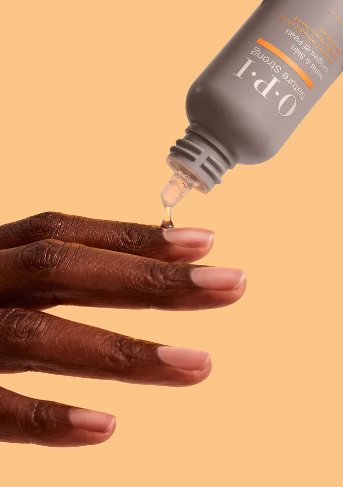 5 Steps to the Perfect Manicure - Step 2: Remove