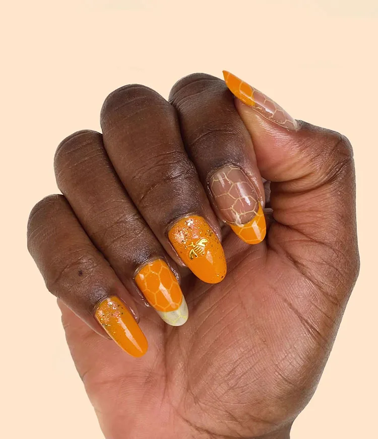 Honey I'm Comb Spring Honeycomb Linework Nail Art Look