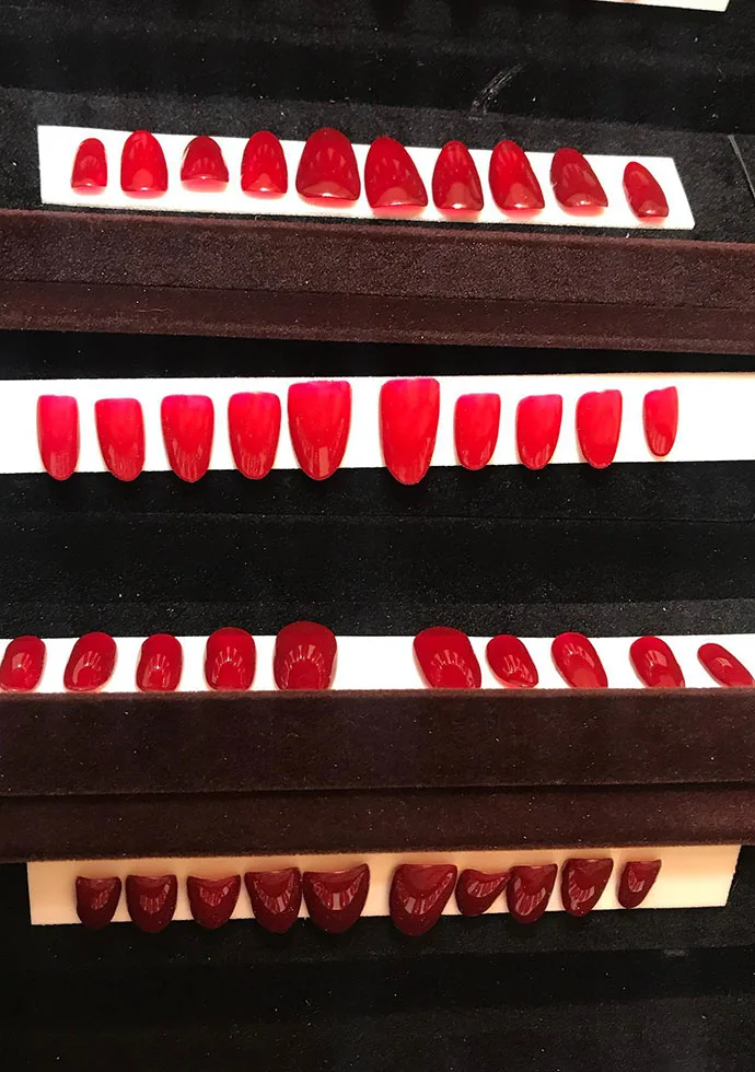 @nailsbyemikudo