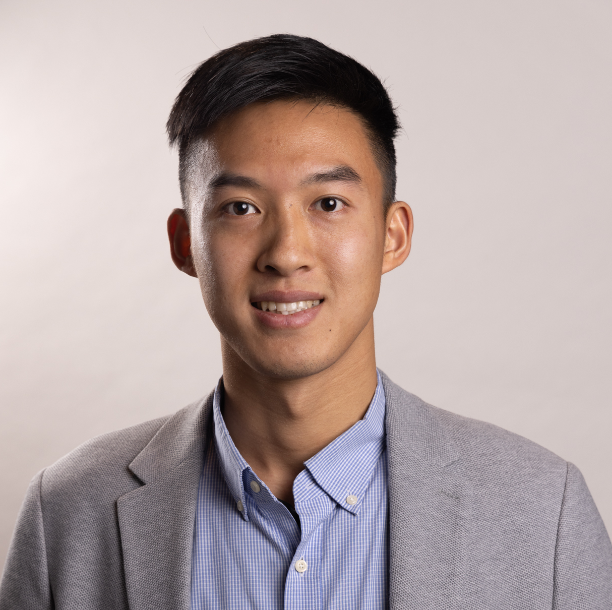 Dion Dong, Investment Team