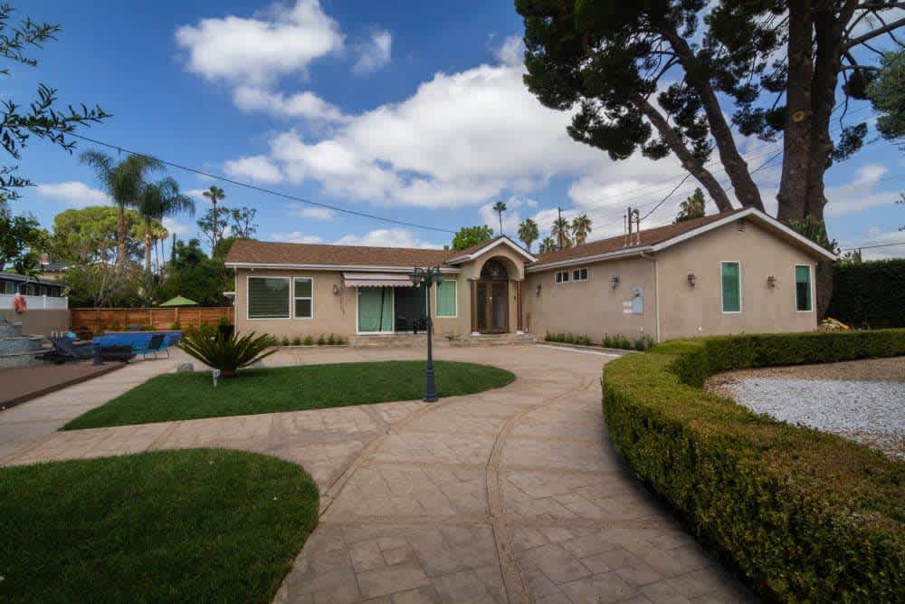 Gloria Detox and Rehab Center