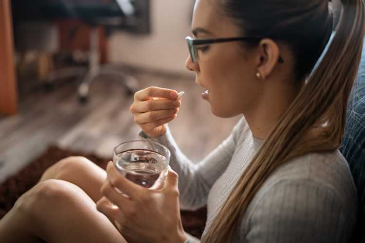young-white-woman-swallowing-her-medical-treatment-2021-08-29-02-16-04-utc