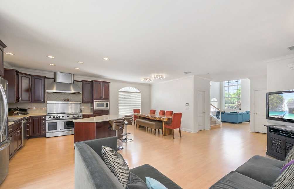 The Nook at the Marina