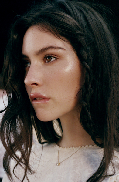 GRACE ABRAMS MV HER SELECTS 1