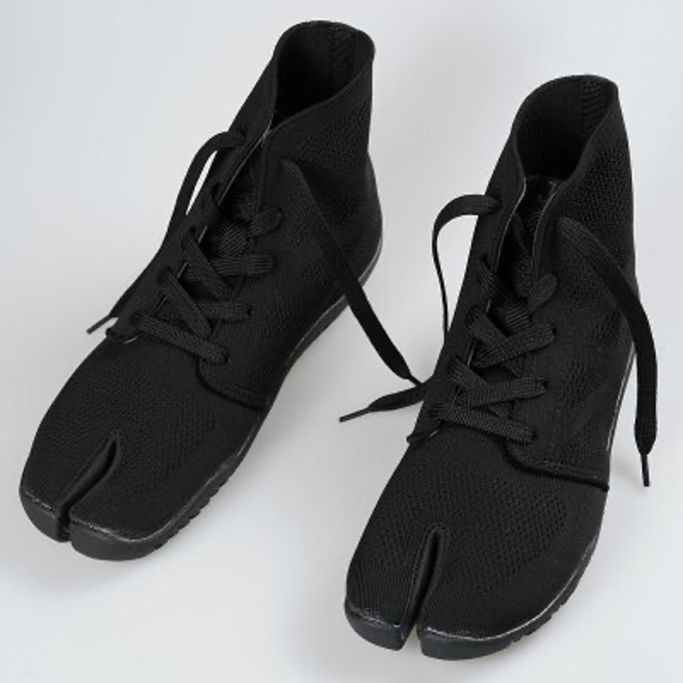 MARUGO SPORTS JOG 2 ＜忍者っぽい足袋型シューズ＞