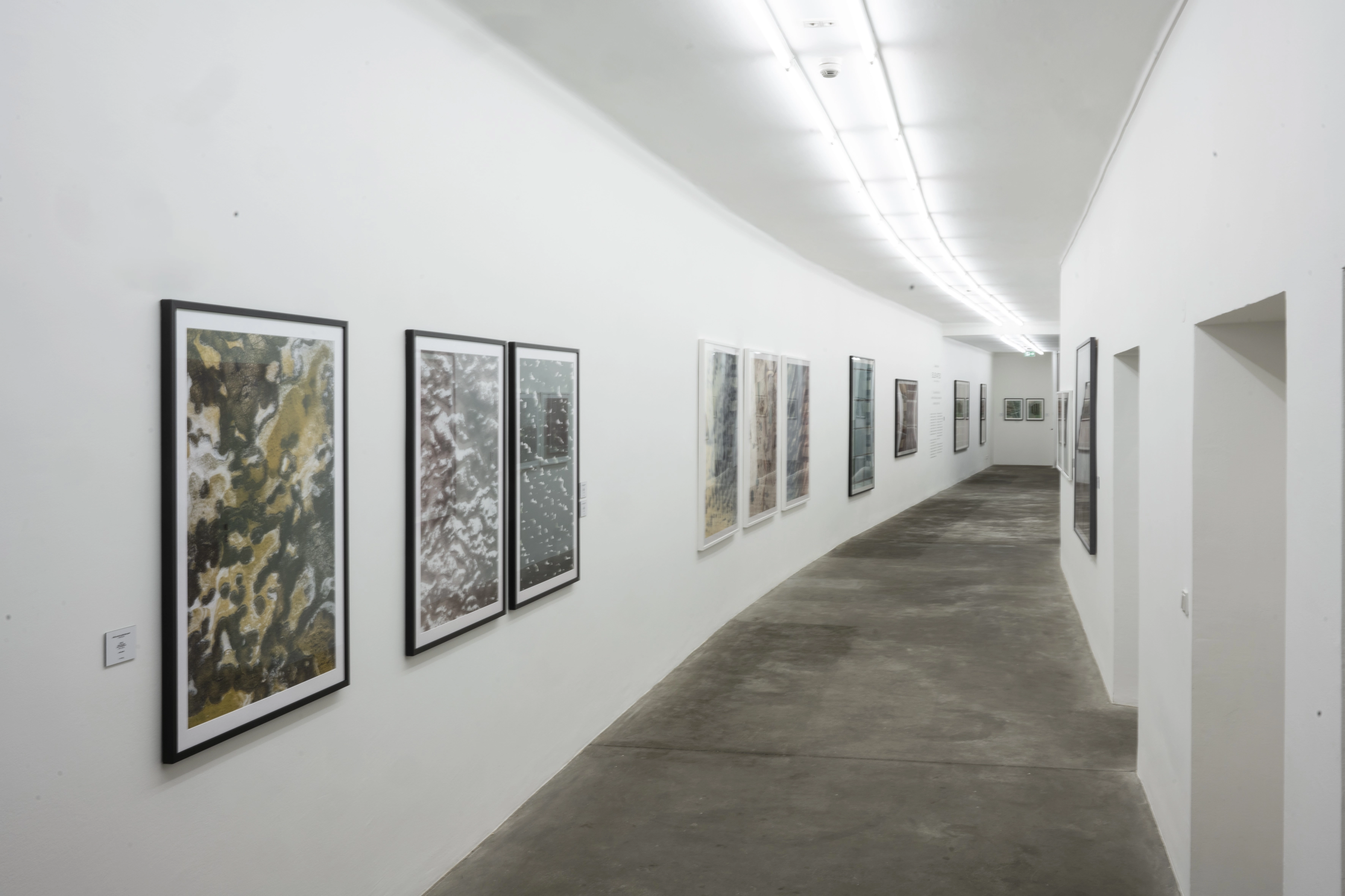 Nicolas Sylvester Kamp; Solo Show Berlin; ELEVATED; Aerial Impressions; Auguststraße 11-13; Ehemalige Jüdische Mädchenschule; 10117 Berlin; Galerie von Wegen; Ripples; Vase