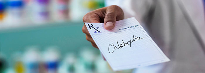 Chlorhexidine Mouthwash: Pros and Cons article banner