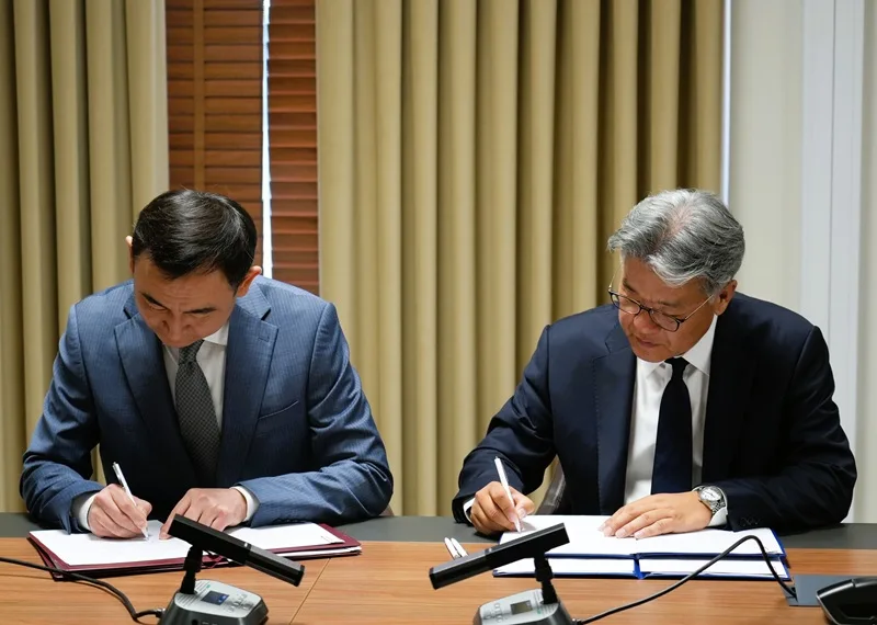 Signing Partnership