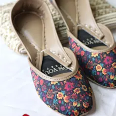 Wildflower Waltz Khussa & Kolhapuri Sandals 🥿 - Traditional Ethnic Footwear | Handcrafted & Comfortable