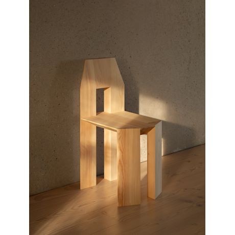 Min Chair, Lightly White Pigmented Pine