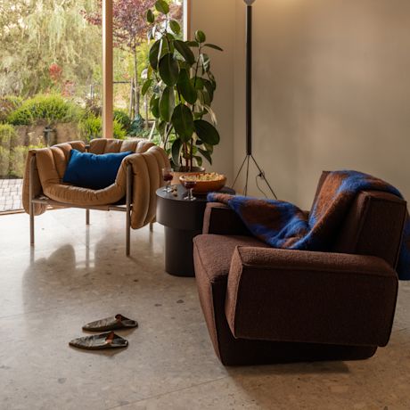 Hunk Lounge Chair With Armrests, Chocolate