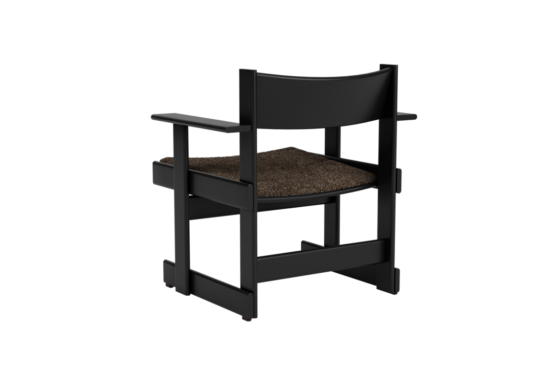 Bullnose Lounge Chair, Black / Taupe Sheepskin Seat Pad, Art. no. 31674 (image 4)
