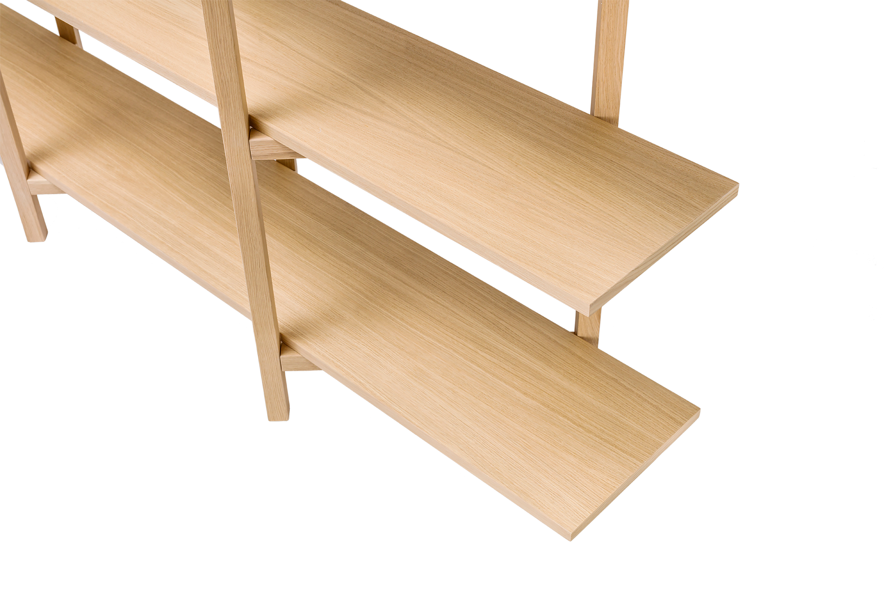 Zig Zag Shelf Media, Oak — Hem