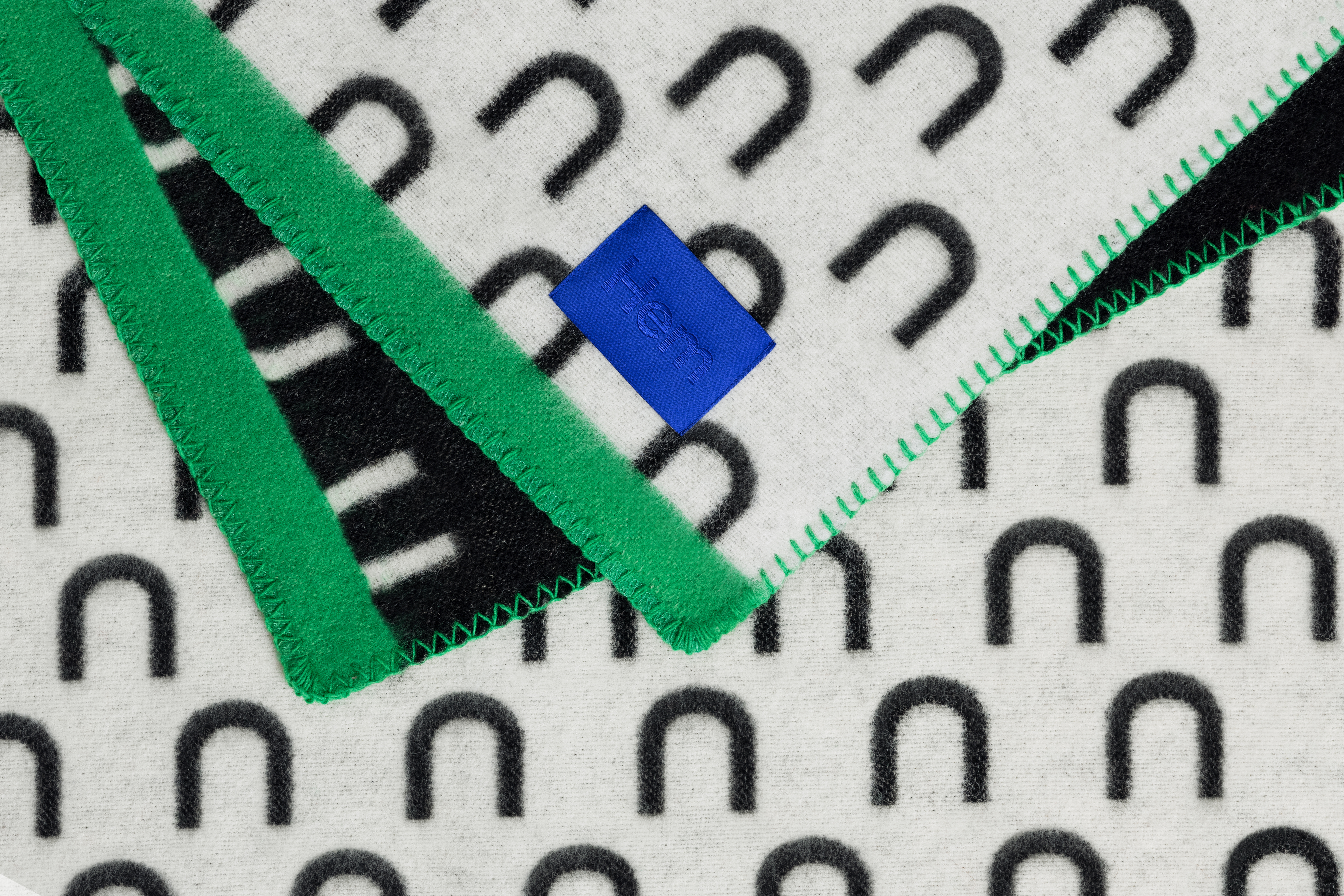 Arch Throw, Black / White / Green, Art. no. 30572 (image 2)