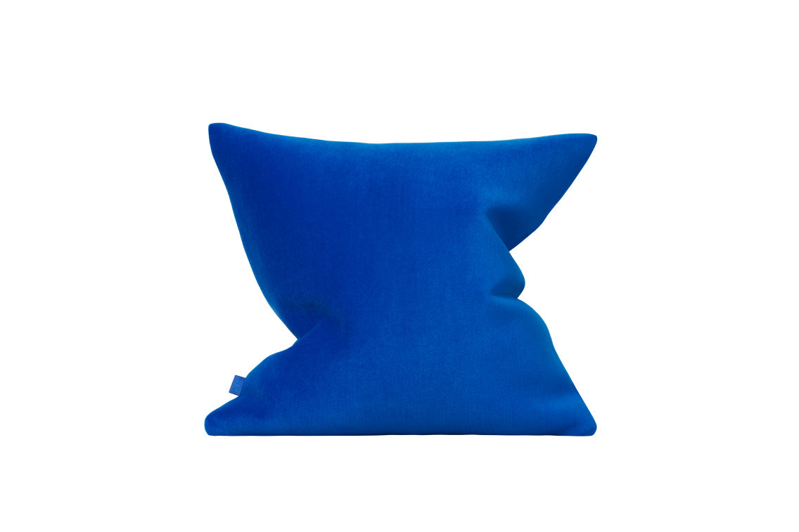 Velvet Cushion Medium, Blue, Art. no. 30781 (image 1)