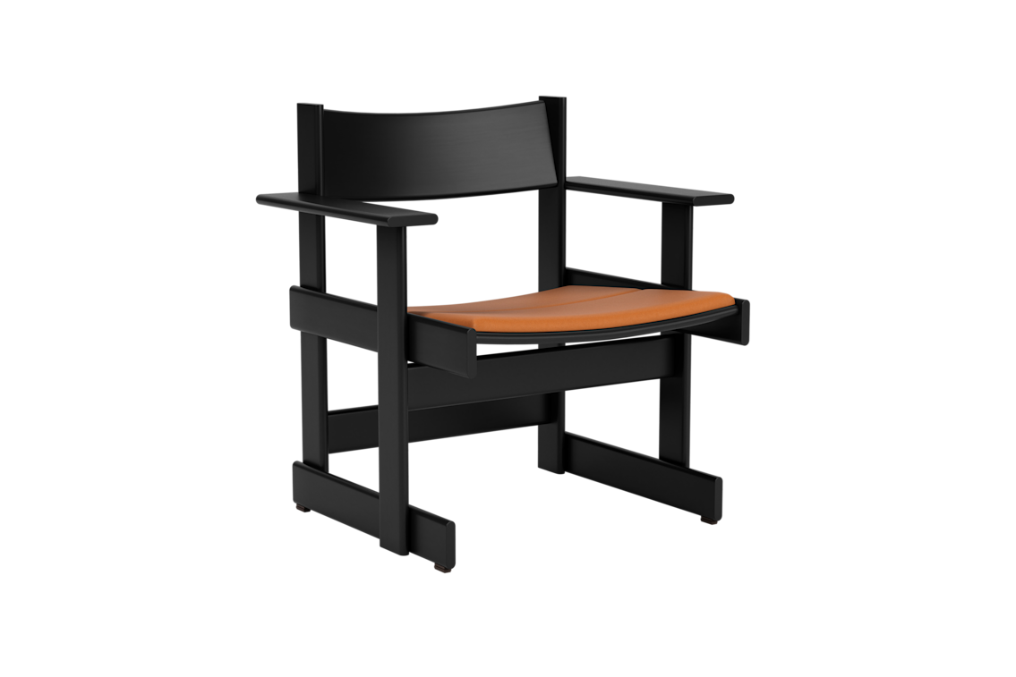 Bullnose Lounge Chair, Black / Elmosoft Leather 54035 Seat Pad, Art. no. 31675 (image 1)