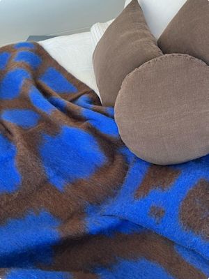 Shared by @jesshislopstylist