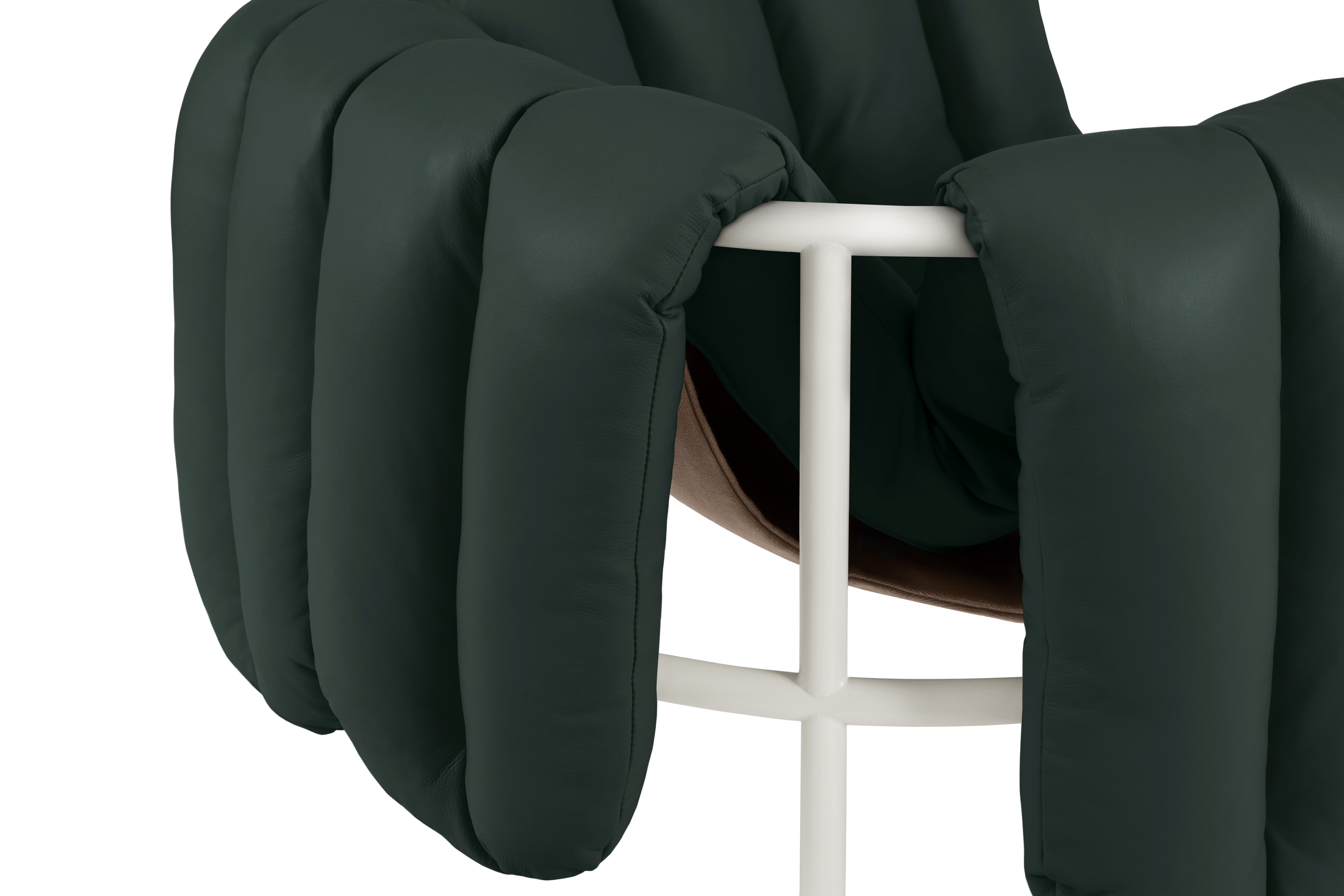 Puffy Lounge Chair, Dark Green Leather / Cream (UK), Art. no. 20711 (image 2)