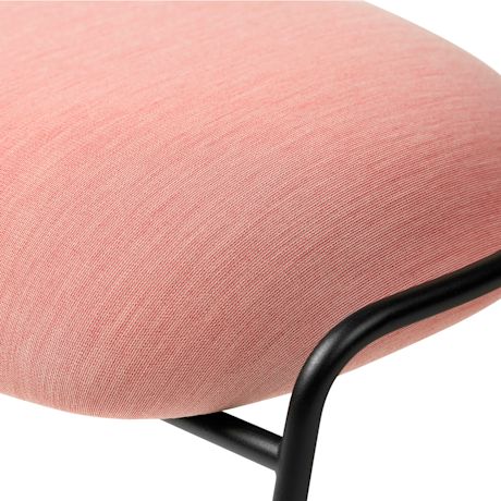 Hai Ottoman, Pink